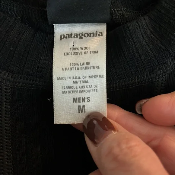 Patagonia black Performance Base Layer 100% wool thermal top size Men’s M - Picture 10 of 10
